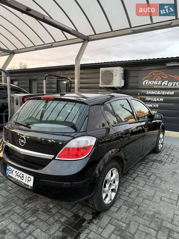 Хетчбек Opel Astra 2006 в Рівному фото 2 Хетчбек Opel Astra 2006 в Рівному
