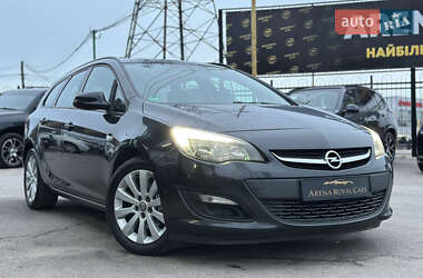 Универсал Opel Astra 2014 в 