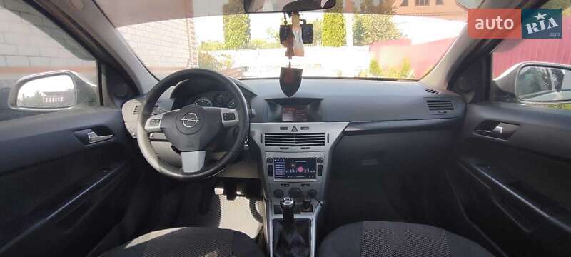 Універсал Opel Astra 2011 в Тульчині фото 15 Універсал Opel Astra 2011 в Тульчині