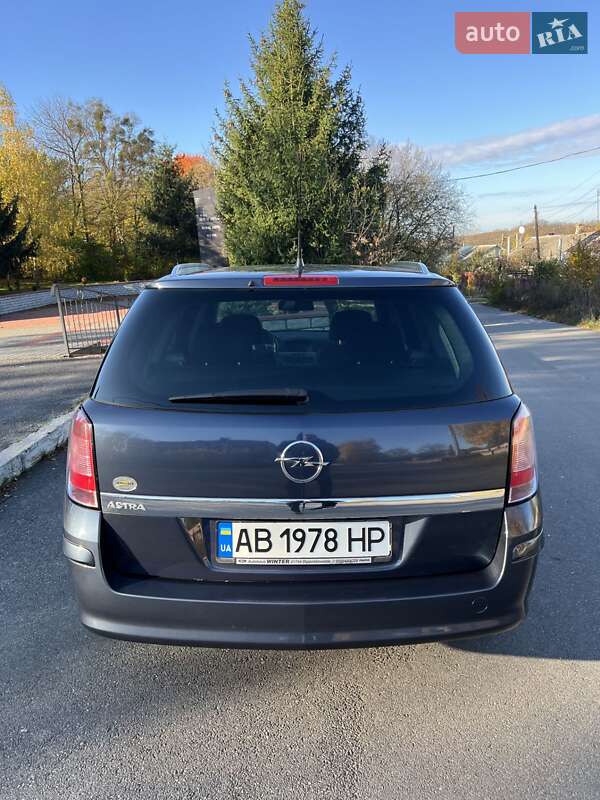 Универсал Opel Astra 2009 в Жмеринке