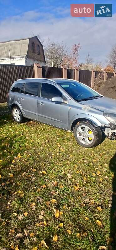 Универсал Opel Astra 2004 в Городище