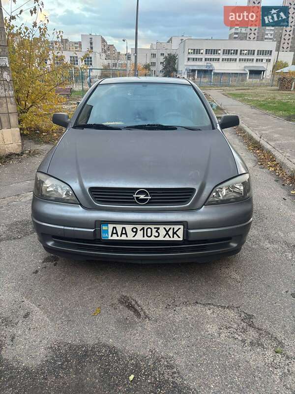 Седан Opel Astra 2007 в Киеве