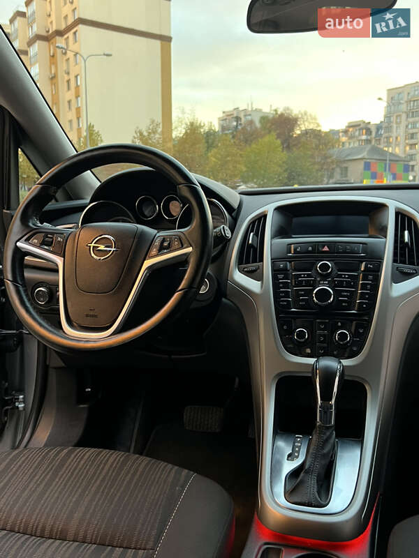 Універсал Opel Astra 2011 в Києві фото 14 Універсал Opel Astra 2011 в Києві