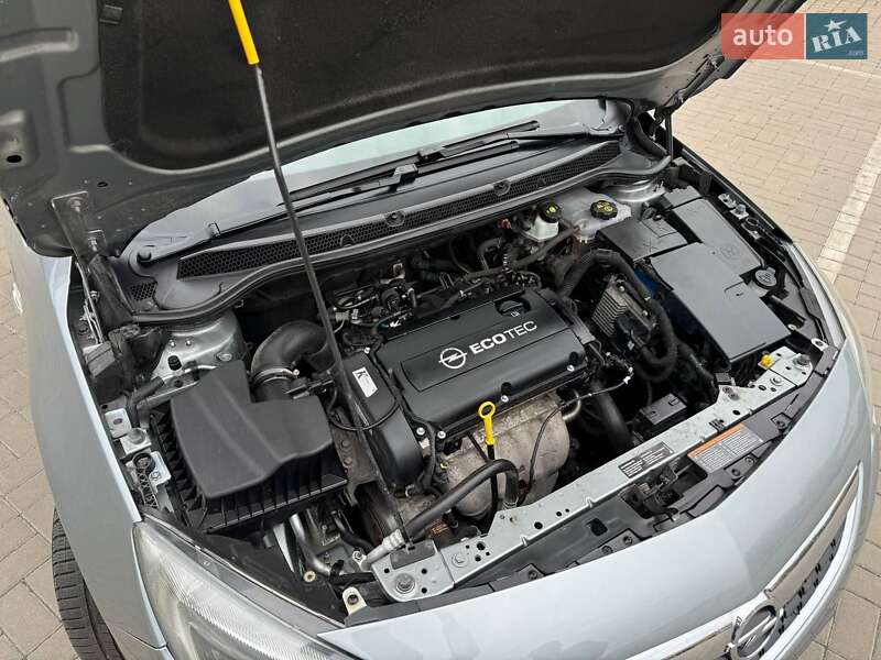 Хэтчбек Opel Astra 2010 в Черкассах