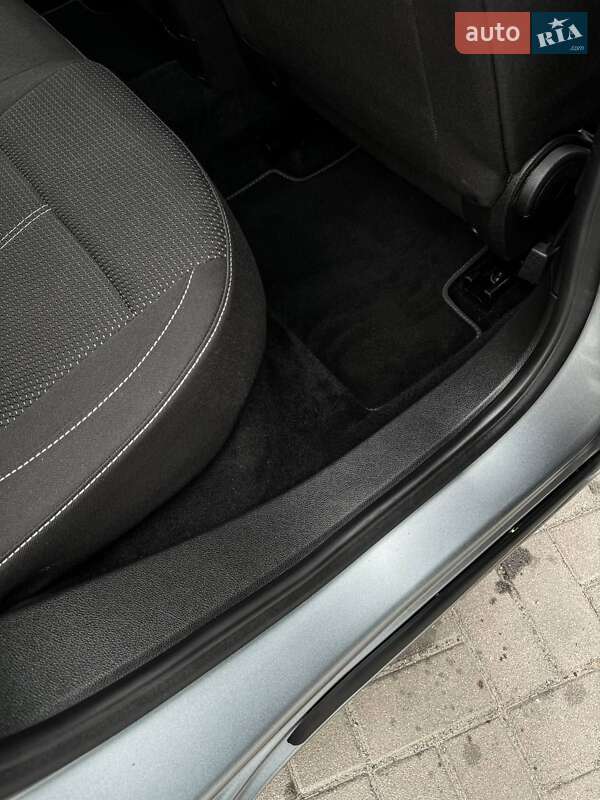 Хэтчбек Opel Astra 2010 в Черкассах