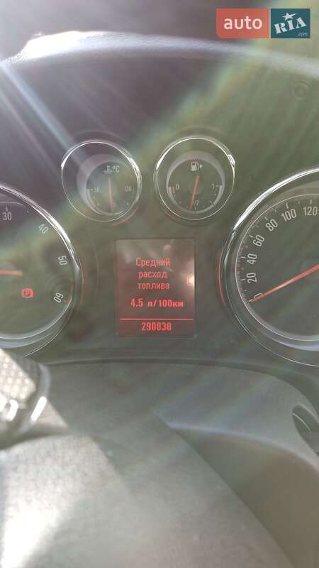 Универсал Opel Astra 2011 в Каменец-Подольском фото 3 Универсал Opel Astra 2011 в Каменец-Подольском