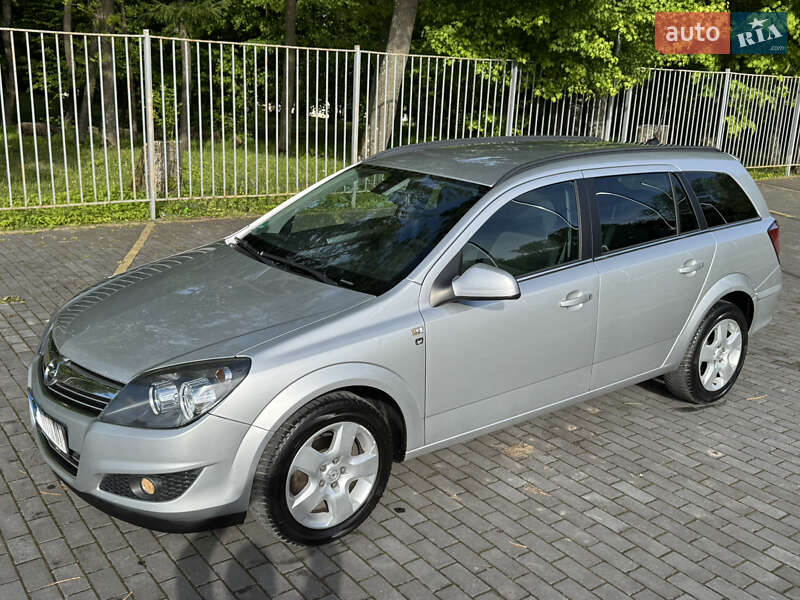 Универсал Opel Astra 2010 в Вишневце фото 19 Универсал Opel Astra 2010 в Вишневце