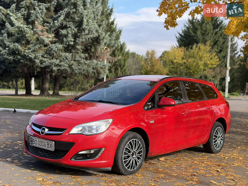 Универсал Opel Astra 2013 в Ровно фото 5 Универсал Opel Astra 2013 в Ровно