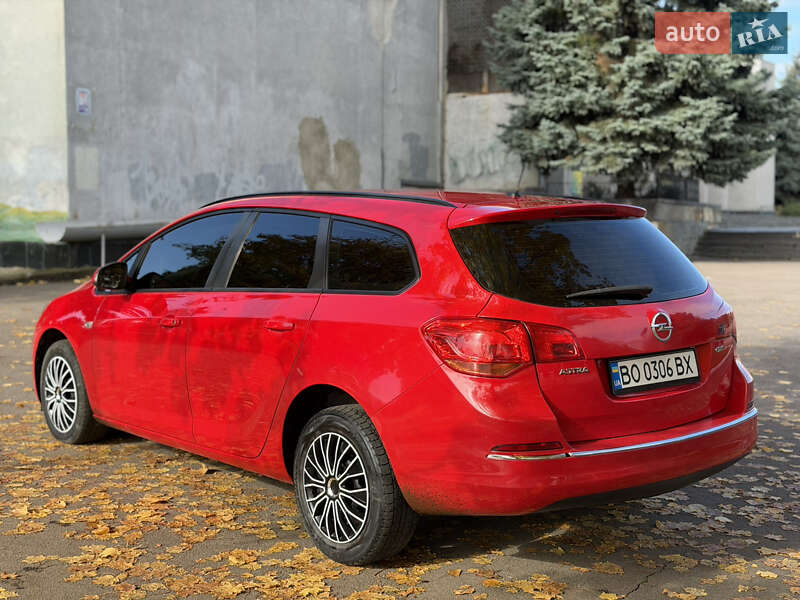 Универсал Opel Astra 2013 в Ровно фото 25 Универсал Opel Astra 2013 в Ровно