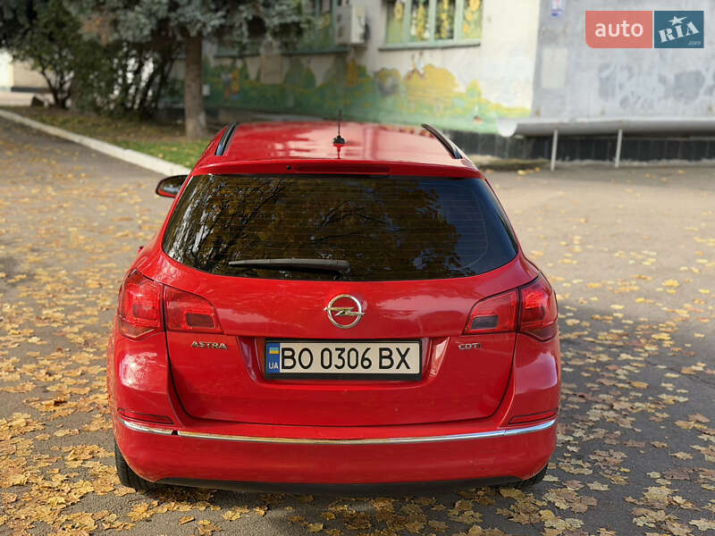 Универсал Opel Astra 2013 в Ровно фото 35 Универсал Opel Astra 2013 в Ровно