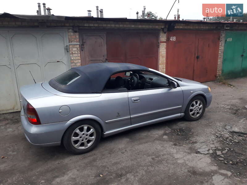 Кабриолет Opel Astra 2002 в Киеве фото 2 Кабриолет Opel Astra 2002 в Киеве