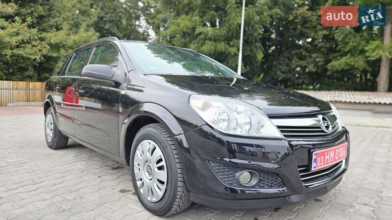 Універсал Opel Astra 2008 в Вінниці