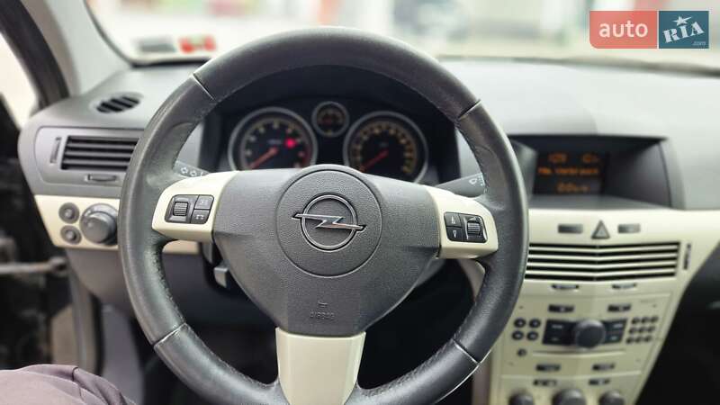 Універсал Opel Astra 2008 в Вінниці