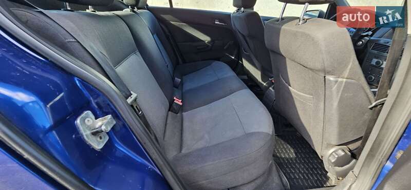 Хэтчбек Opel Astra 2006 в Киеве фото 14 Хэтчбек Opel Astra 2006 в Киеве