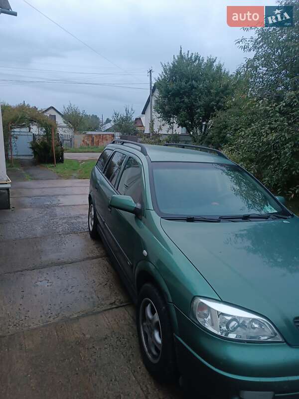 Универсал Opel Astra 1999 в Малине