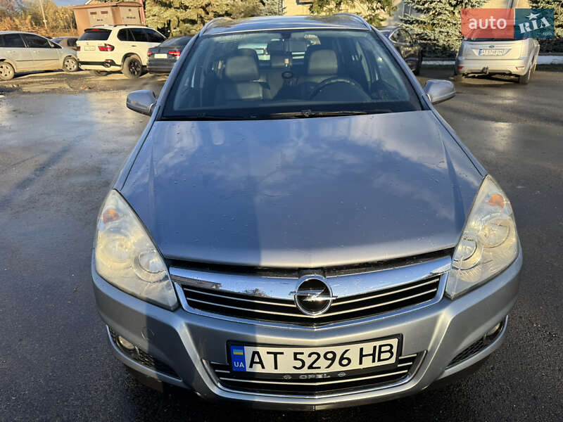 Универсал Opel Astra 2007 в Ивано-Франковске