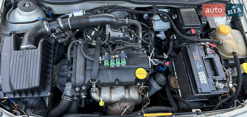 Седан Opel Astra 2006 в Кропивницком фото 13 Седан Opel Astra 2006 в Кропивницком