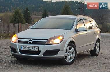 Универсал Opel Astra 2005 в Старом Самборе