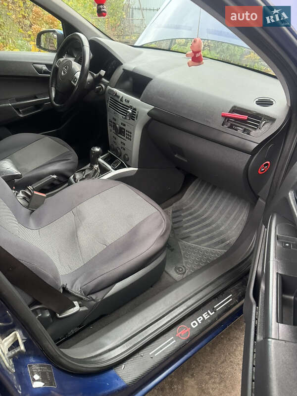Універсал Opel Astra 2009 в Черкасах фото 14 Універсал Opel Astra 2009 в Черкасах