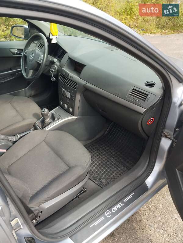 Универсал Opel Astra 2006 в Самборе фото 5 Универсал Opel Astra 2006 в Самборе