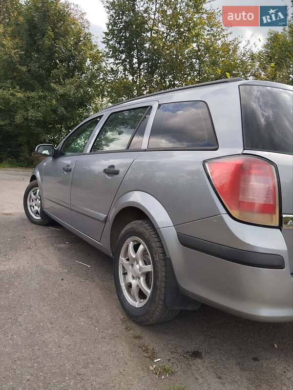 Универсал Opel Astra 2006 в Самборе фото 29 Универсал Opel Astra 2006 в Самборе