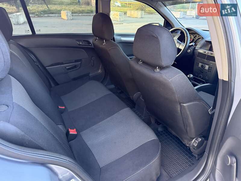 Хэтчбек Opel Astra 2005 в Хмельницком фото 19 Хэтчбек Opel Astra 2005 в Хмельницком