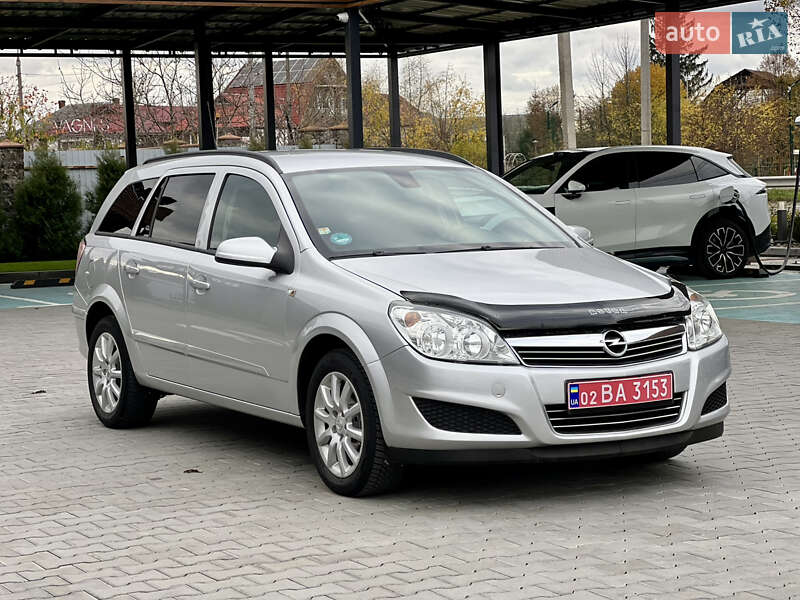 Универсал Opel Astra 2008 в Виннице