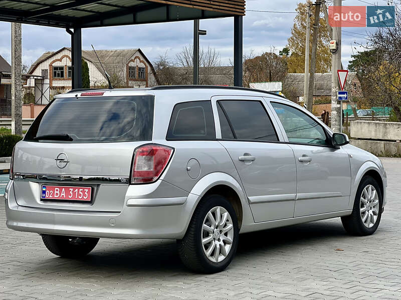 Универсал Opel Astra 2008 в Виннице