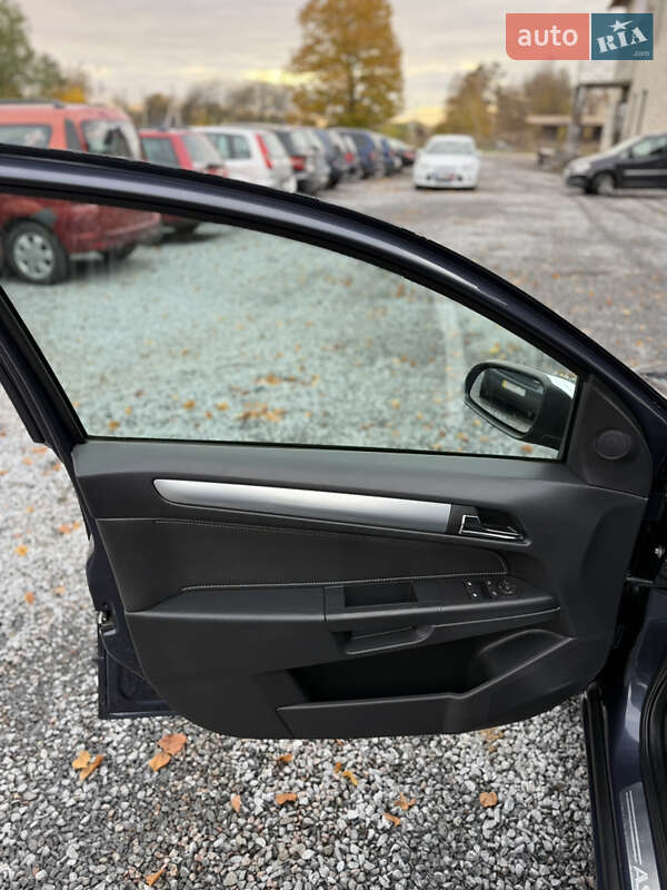 Универсал Opel Astra 2009 в Луцке фото 96 Универсал Opel Astra 2009 в Луцке