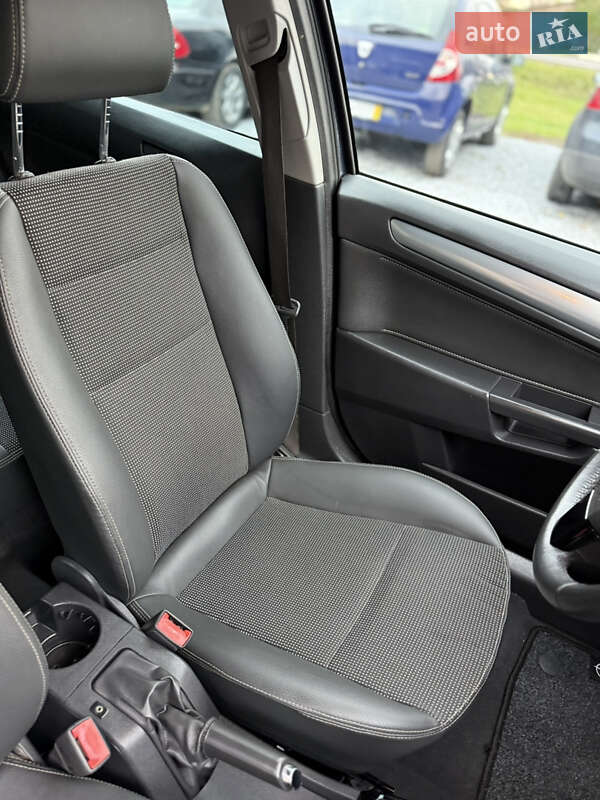 Универсал Opel Astra 2009 в Луцке фото 106 Универсал Opel Astra 2009 в Луцке