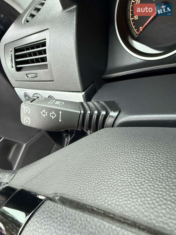 Универсал Opel Astra 2009 в Луцке фото 145 Универсал Opel Astra 2009 в Луцке