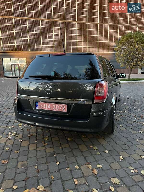 Універсал Opel Astra 2011 в Луцьку фото 37 Універсал Opel Astra 2011 в Луцьку
