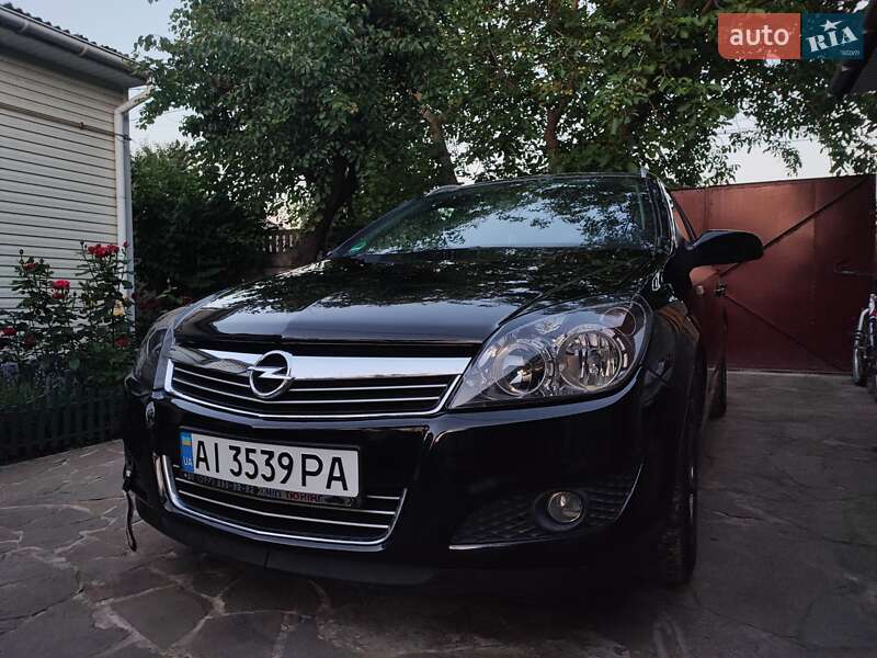 Універсал Opel Astra 2007 в Прилуках