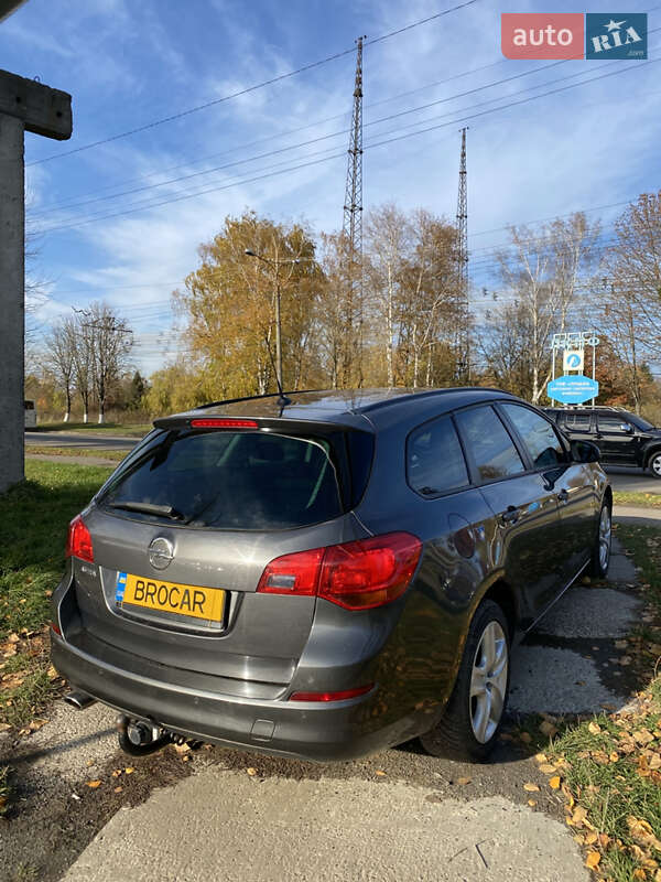 Универсал Opel Astra 2011 в Луцке фото 4 Универсал Opel Astra 2011 в Луцке