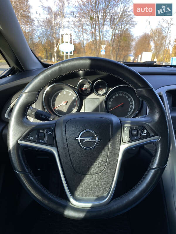 Универсал Opel Astra 2011 в Луцке фото 13 Универсал Opel Astra 2011 в Луцке