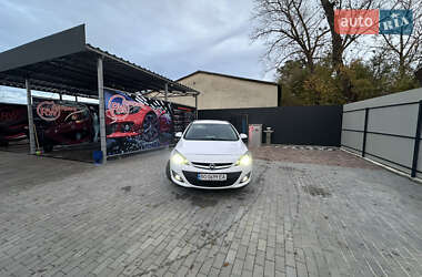 Универсал Opel Astra 2015 в Тернополе Универсал Opel Astra 2015 в Тернополе