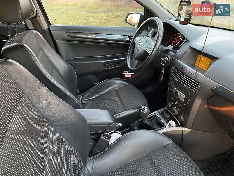 Хэтчбек Opel Astra 2005 в Переяславе фото 5 Хэтчбек Opel Astra 2005 в Переяславе