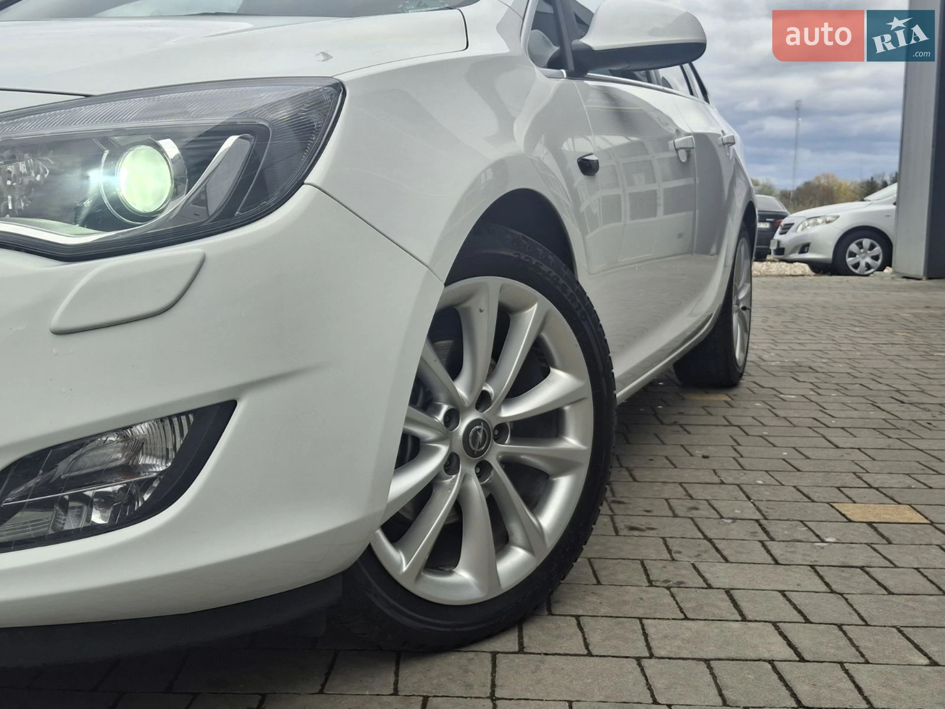 2012 Opel Astra - мініатюра 8