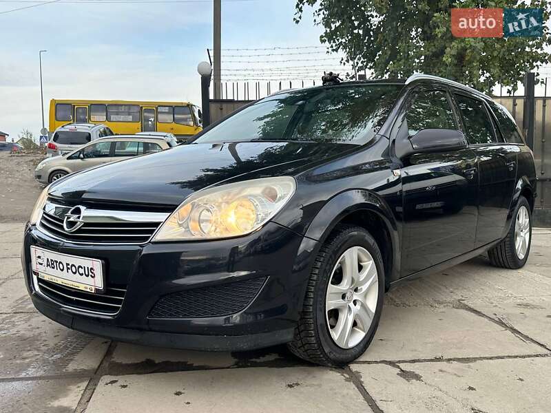 Універсал Opel Astra 2009 в Києві