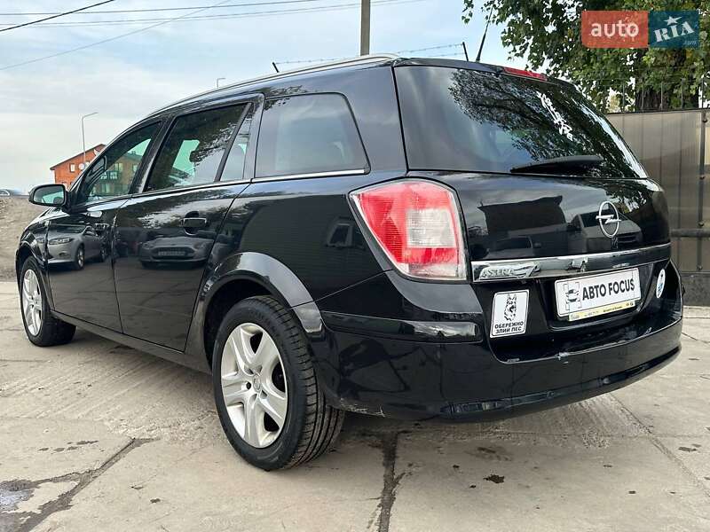 Універсал Opel Astra 2009 в Києві
