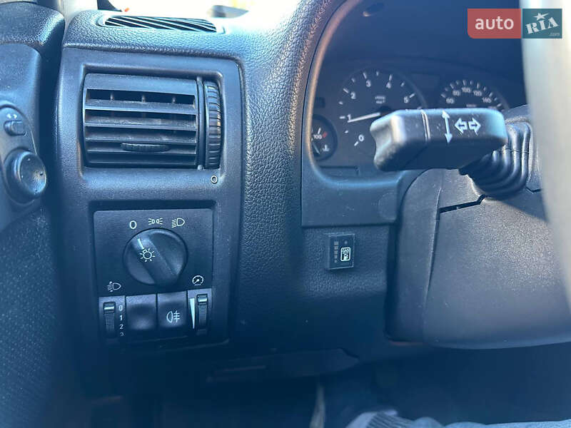 Седан Opel Astra 2001 в Кропивницком фото 16 Седан Opel Astra 2001 в Кропивницком