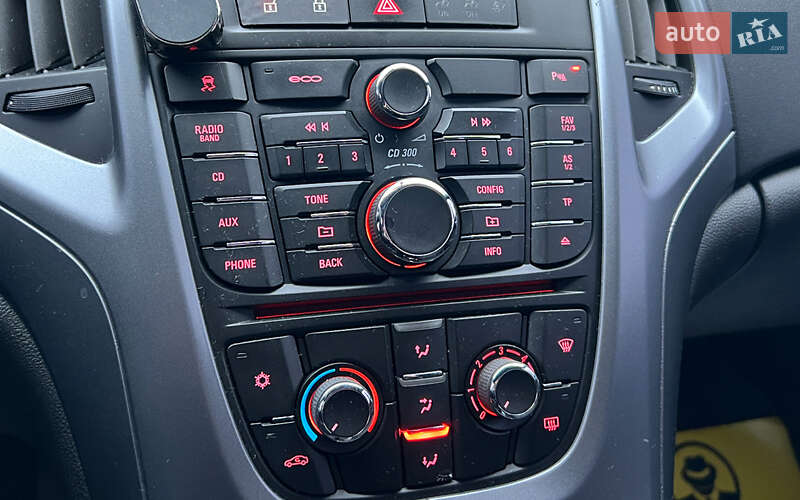 Универсал Opel Astra 2013 в Львове фото 15 Универсал Opel Astra 2013 в Львове