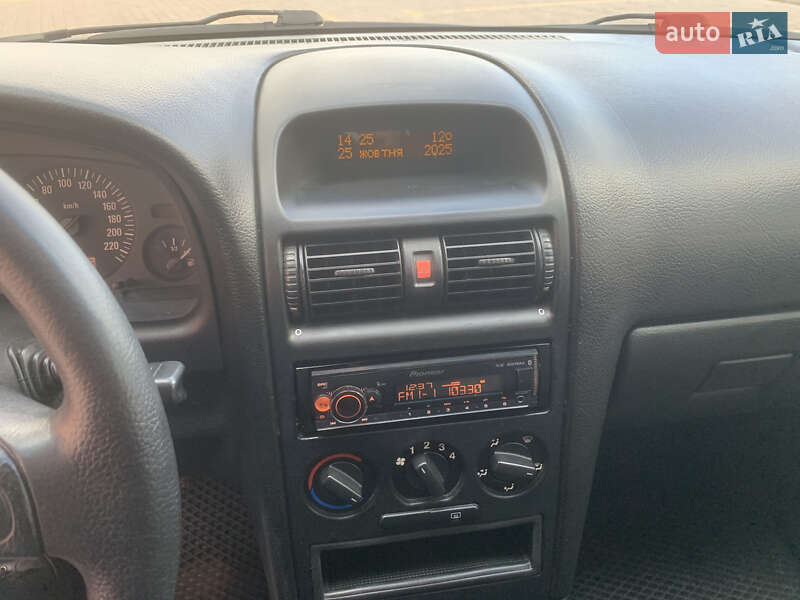 Седан Opel Astra 2007 в Теофиполе фото 7 Седан Opel Astra 2007 в Теофиполе