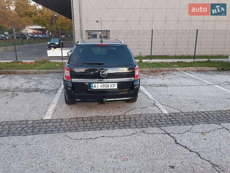 Универсал Opel Astra 2008 в Одессе