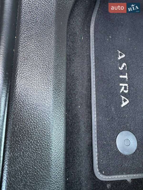 Универсал Opel Astra 2015 в Дрогобыче фото 86 Универсал Opel Astra 2015 в Дрогобыче