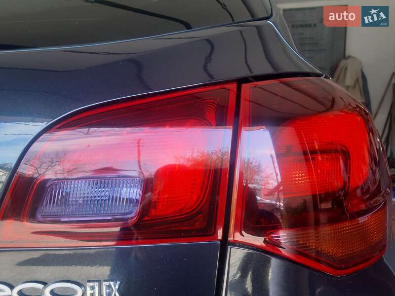 Универсал Opel Astra 2015 в Дрогобыче фото 185 Универсал Opel Astra 2015 в Дрогобыче