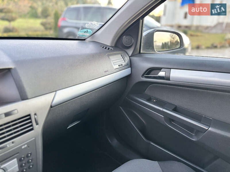 Универсал Opel Astra 2005 в Золочеве фото 45 Универсал Opel Astra 2005 в Золочеве