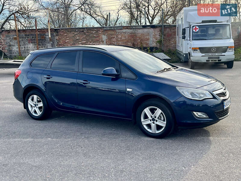 Универсал Opel Astra 2012 в Белой Церкви фото 3 Универсал Opel Astra 2012 в Белой Церкви