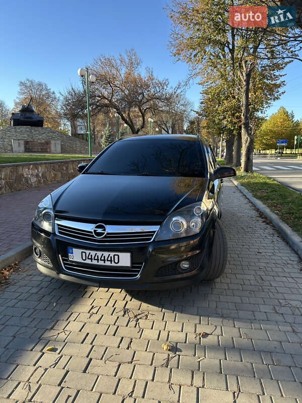 Opel Astra 2008