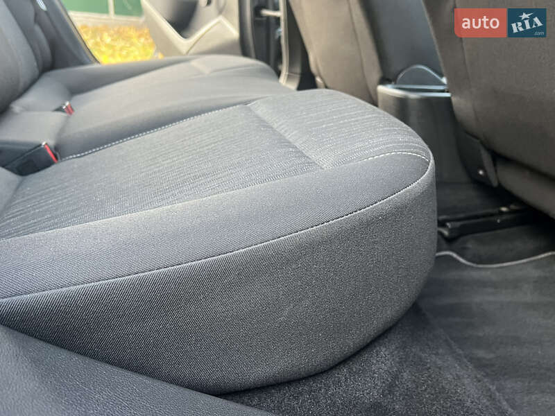 Хэтчбек Opel Astra 2011 в Хороле фото 96 Хэтчбек Opel Astra 2011 в Хороле